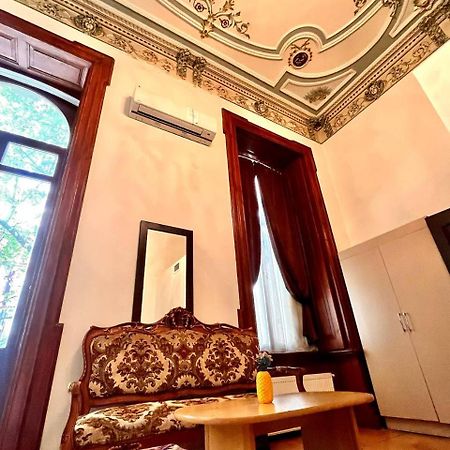 Gardenian Hotel Баку Экстерьер фото
